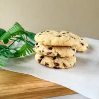 Chocolate Chip Cookie